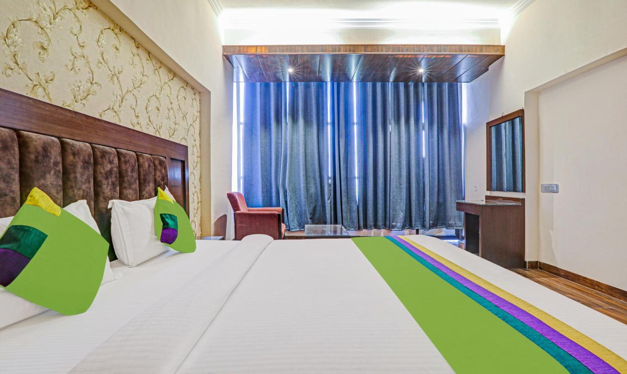 Hotel The Golden Bird Agra  Exterior foto